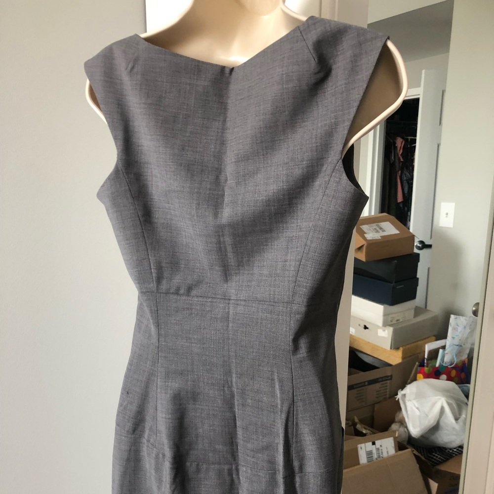 Chaiken sheath dress, sz 6, great for RTO, slight herringbone pattern - Picture 13 of 16